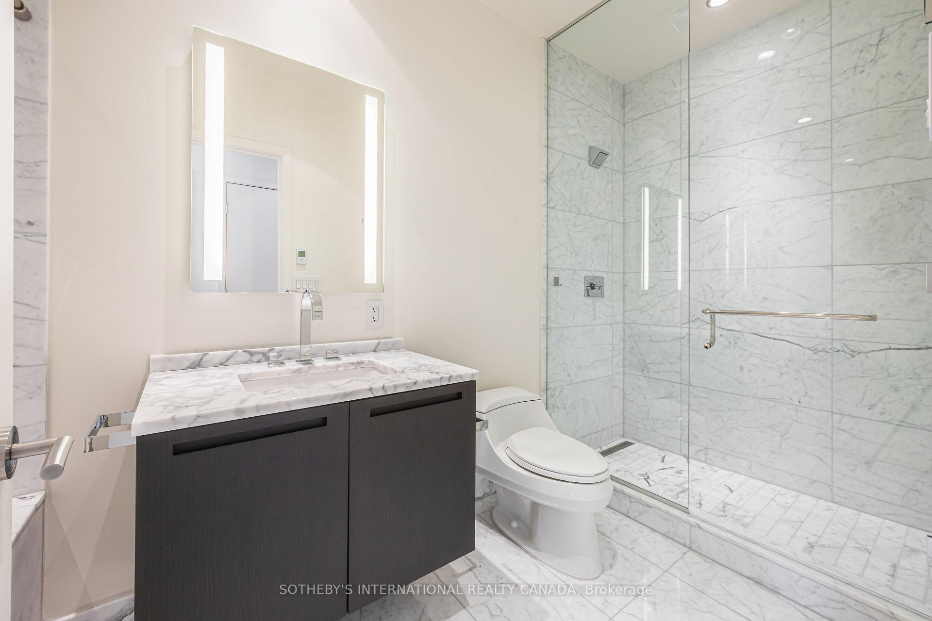 Photo 5 of Unit 5503, 180 University Avenue, Toronto, University — HOMEH