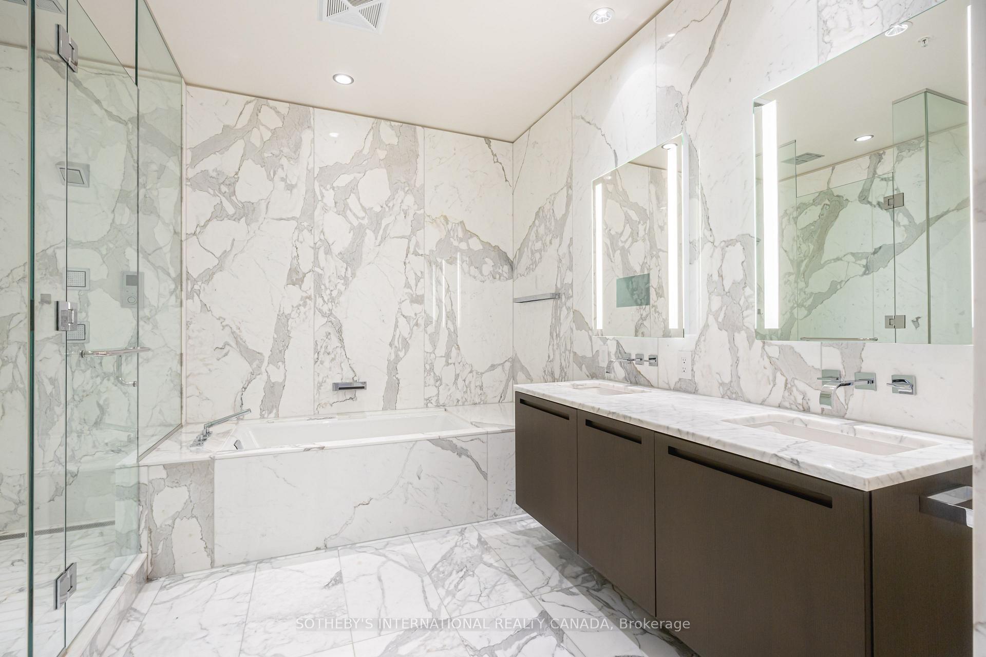 Photo 10 of Unit 5503, 180 University Avenue, Toronto, University — HOMEH