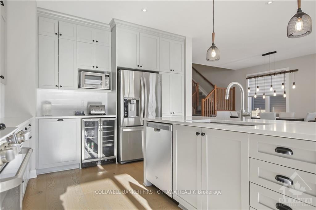 Photo 6 of 747 Boothfield Street, Ottawa, Riverside South — HOMEH