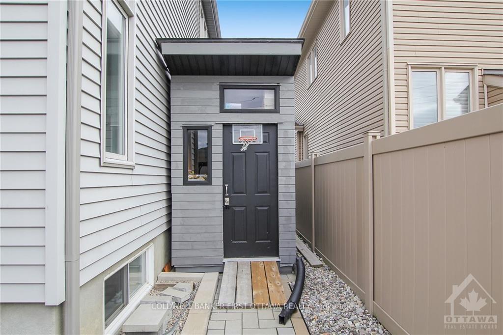 Photo 29 of 747 Boothfield Street, Ottawa, Riverside South — HOMEH