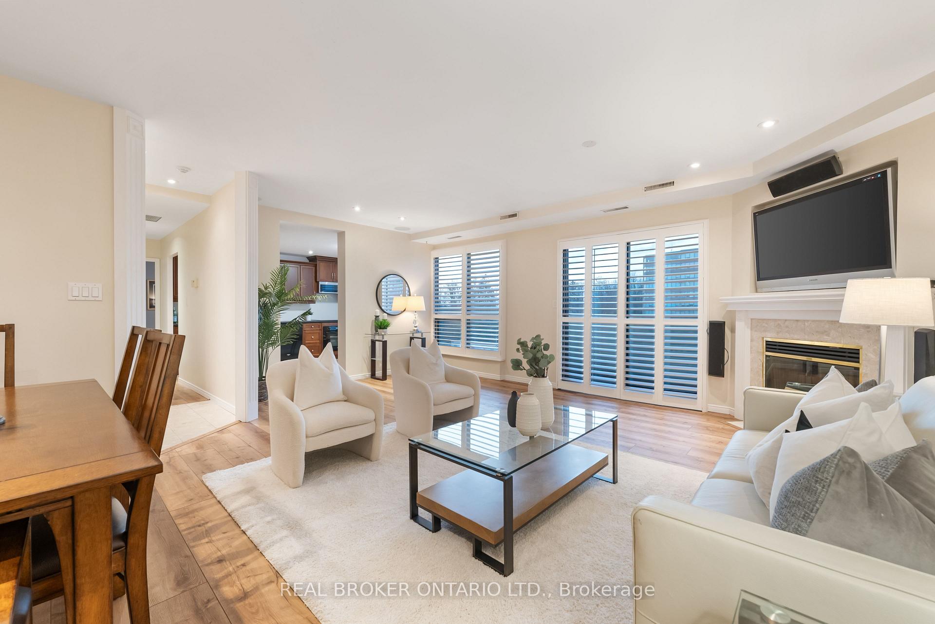 Photo 1 of Unit PH #7, 3267 King Street E, Kitchener — HOMEH