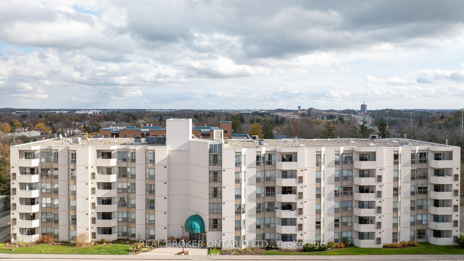 Photo 2 of Unit PH #7, 3267 King Street E, Kitchener — HOMEH