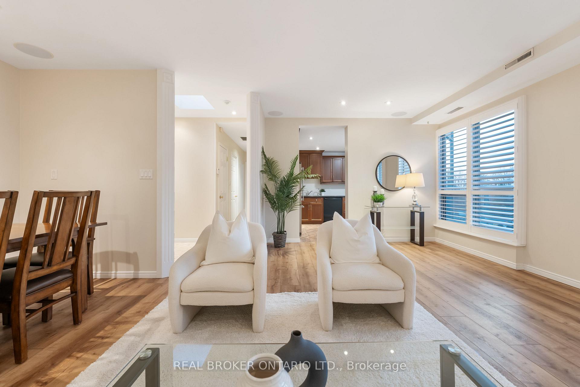 Photo 9 of Unit PH #7, 3267 King Street E, Kitchener — HOMEH