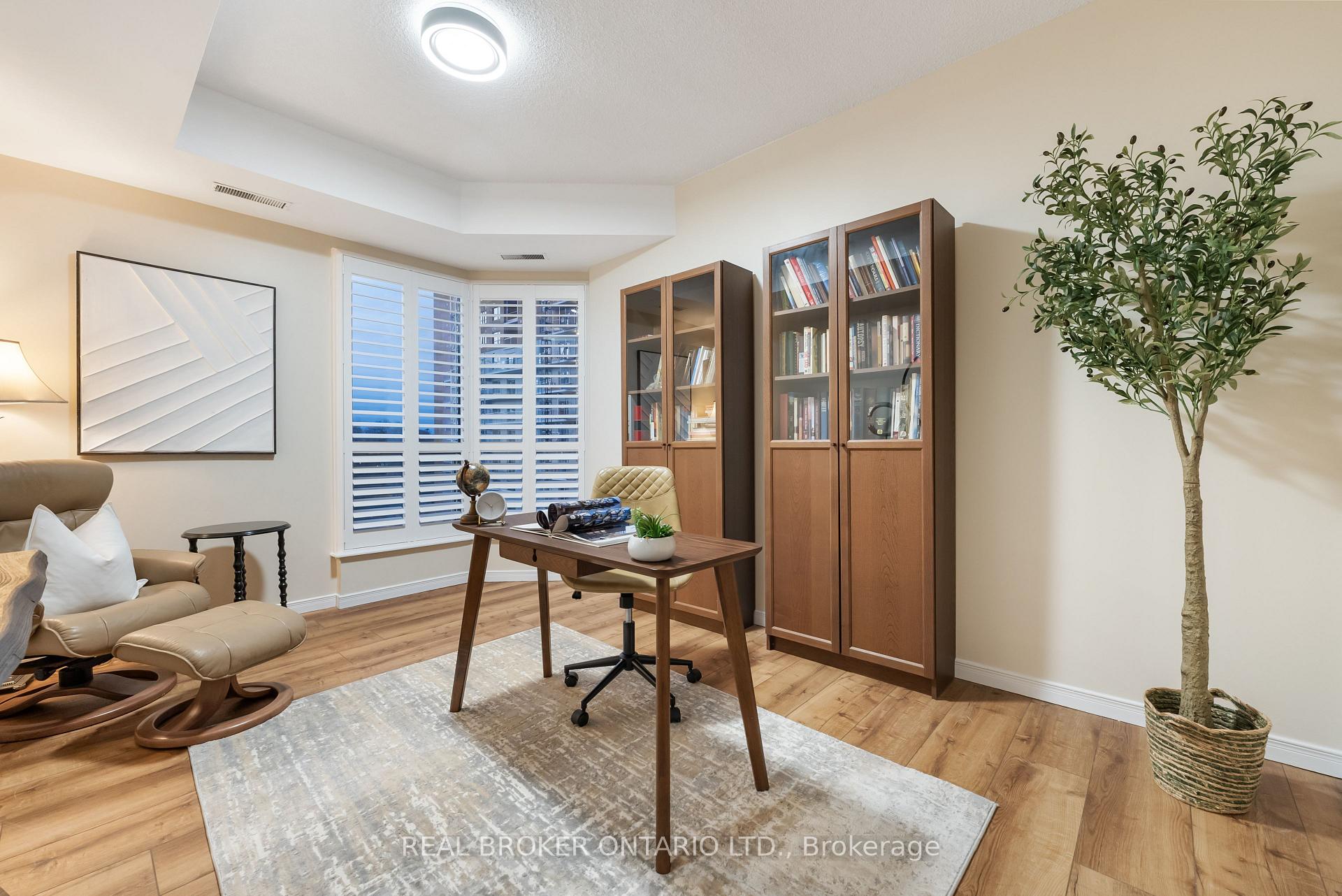 Photo 15 of Unit PH #7, 3267 King Street E, Kitchener — HOMEH