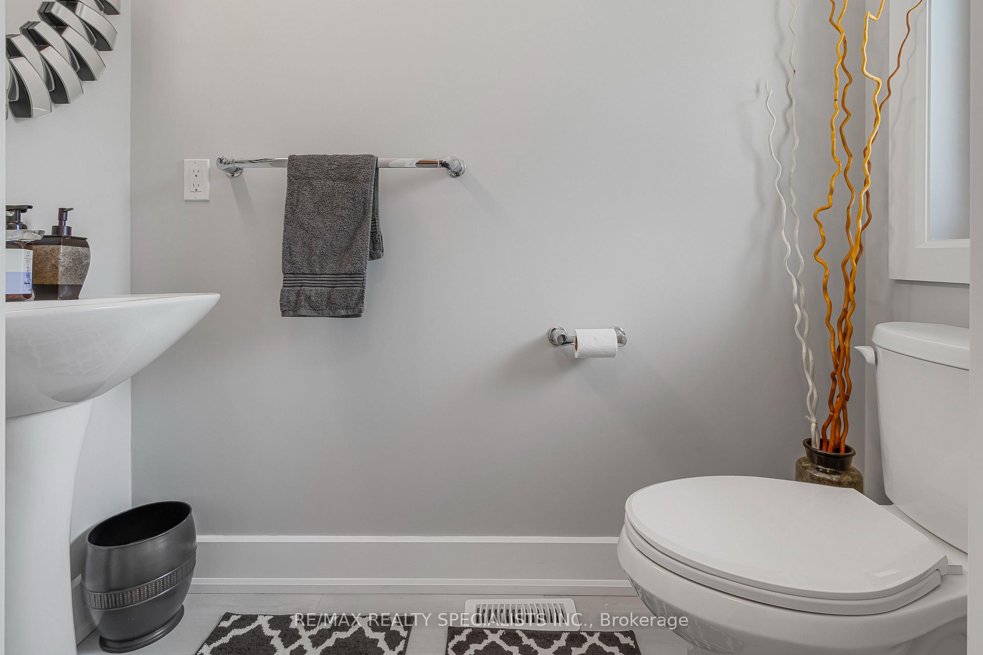 Photo 8 of Unit 84, 601 Lions Drive, Strathroy-Caradoc, Mount Brydges — HOMEH