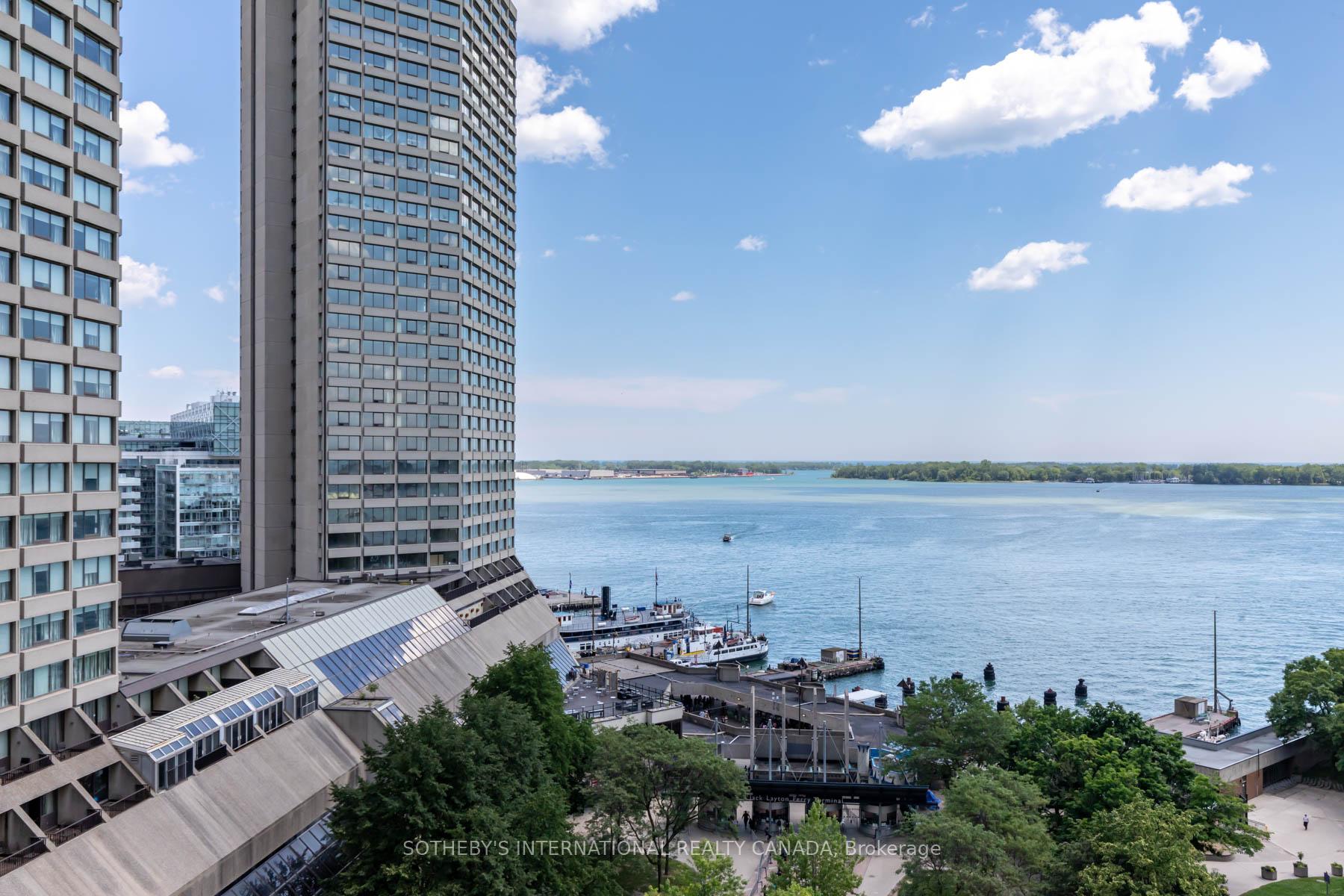 Photo 31 of Unit 1429, 33 Harbour Square, Toronto, Waterfront Communities — HOMEH