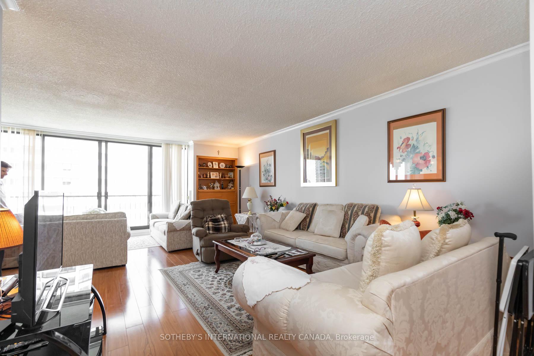 Photo 30 of Unit 1429, 33 Harbour Square, Toronto, Waterfront Communities — HOMEH