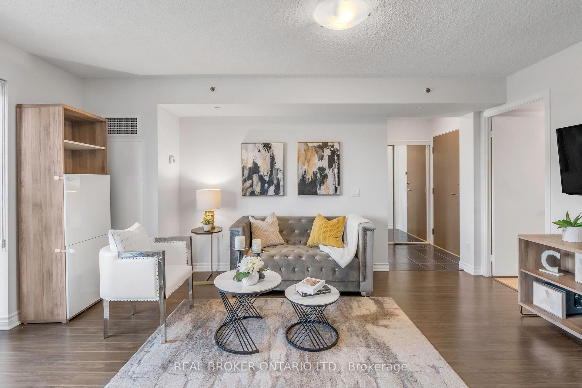 Photo 28 of Unit 604, 35 Saranac Boulevard, Toronto, Englemount-Lawrence — HOMEH