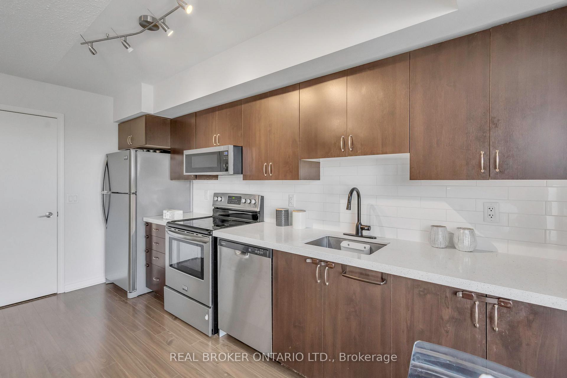 Photo 20 of Unit 604, 35 Saranac Boulevard, Toronto, Englemount-Lawrence — HOMEH