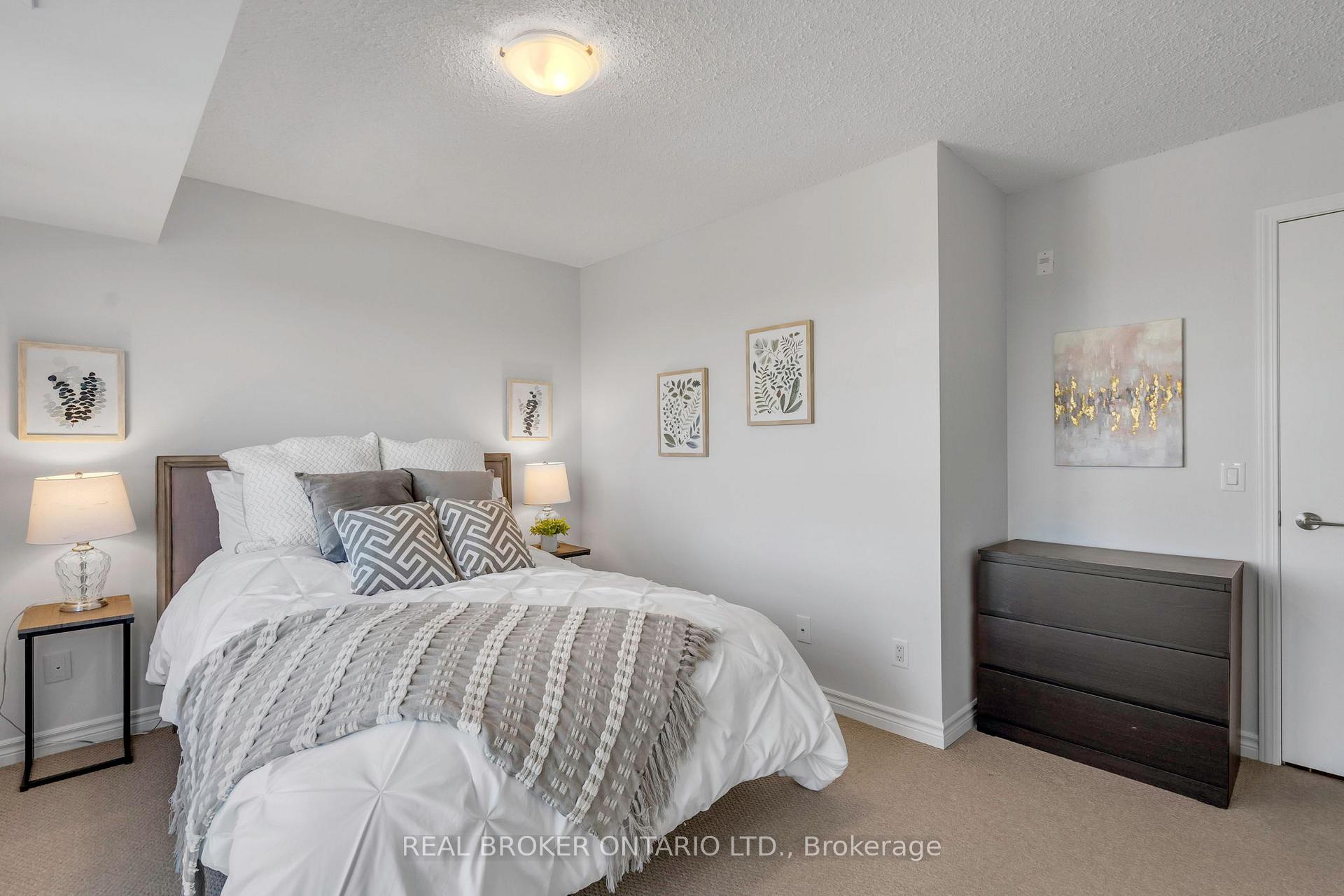 Photo 18 of Unit 604, 35 Saranac Boulevard, Toronto, Englemount-Lawrence — HOMEH