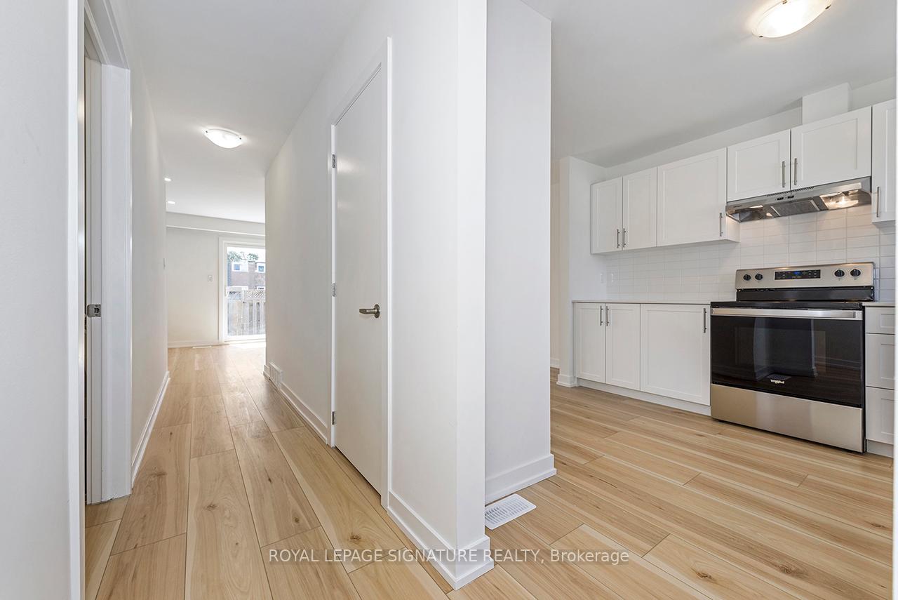 Photo 6 of Unit 4, 20 Anna Capri Drive, Hamilton, Templemead — HOMEH