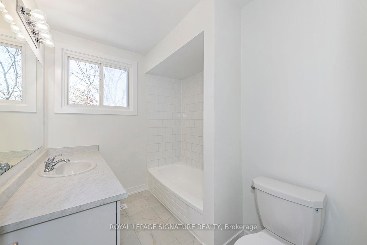 Photo 8 of Unit 4, 20 Anna Capri Drive, Hamilton, Templemead — HOMEH