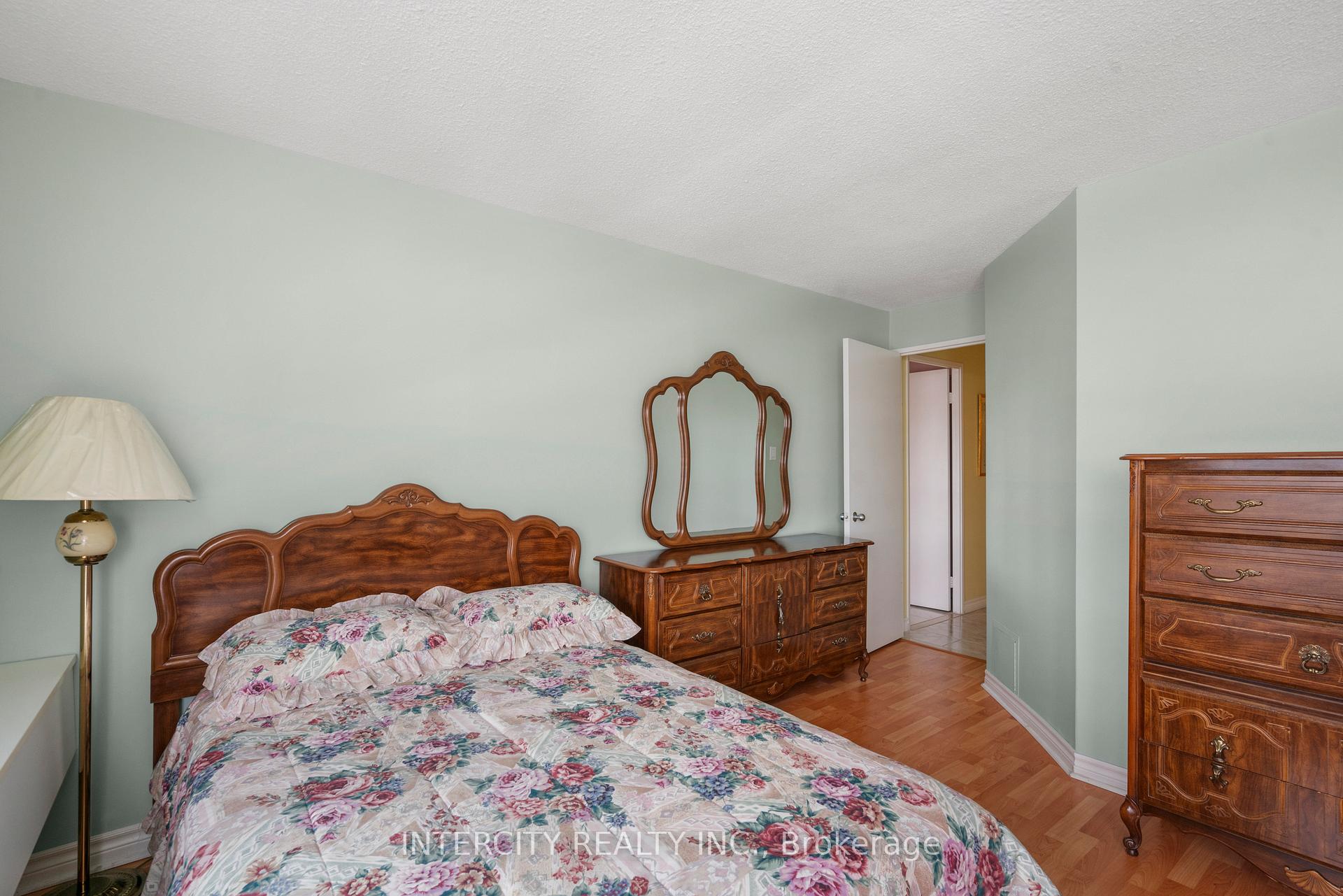 Photo 20 of Unit PH3, 61 Markbrook Lane, Etobicoke, Mount Olive-Silverstone-Jamestown — HOMEH