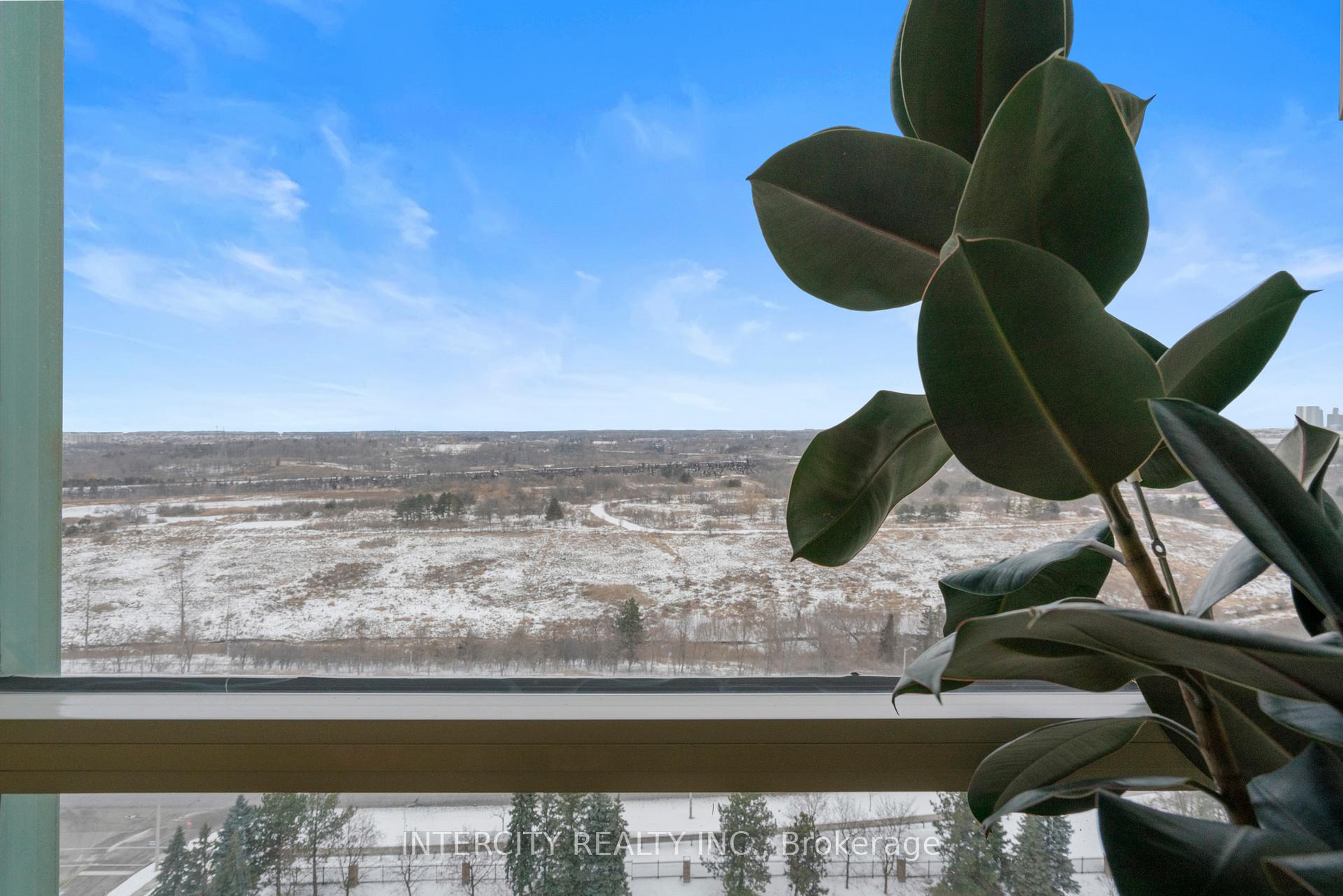 Photo 17 of Unit PH3, 61 Markbrook Lane, Etobicoke, Mount Olive-Silverstone-Jamestown — HOMEH
