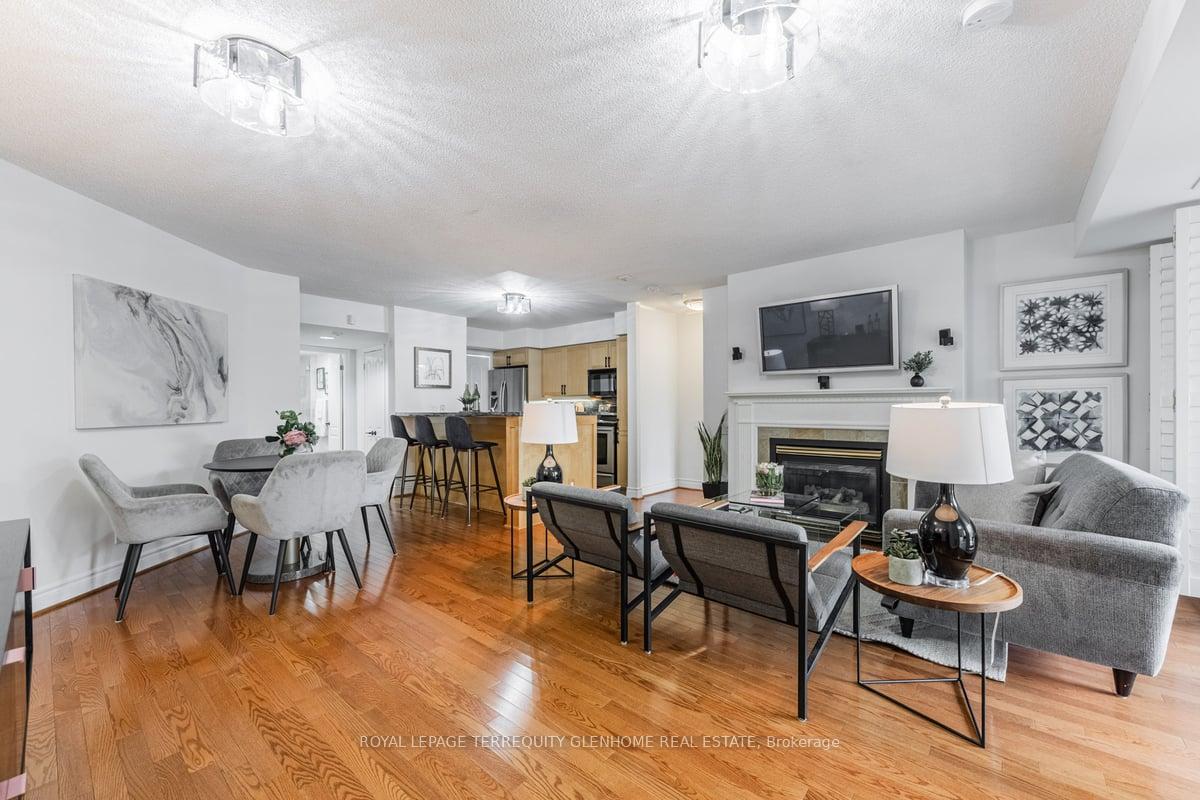 Photo 8 of Unit 207, 2 Alexandra Boulevard W, Toronto, Lawrence Park South — HOMEH