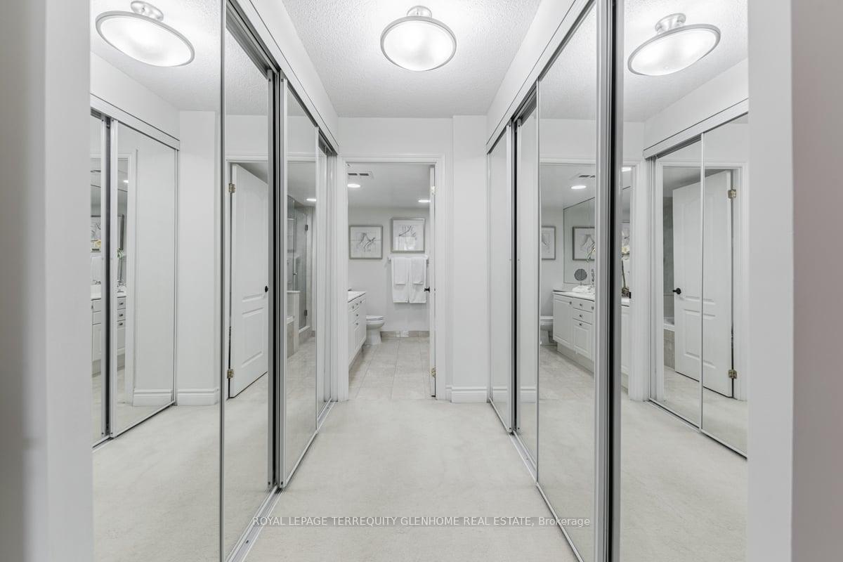 Photo 17 of Unit 207, 2 Alexandra Boulevard W, Toronto, Lawrence Park South — HOMEH