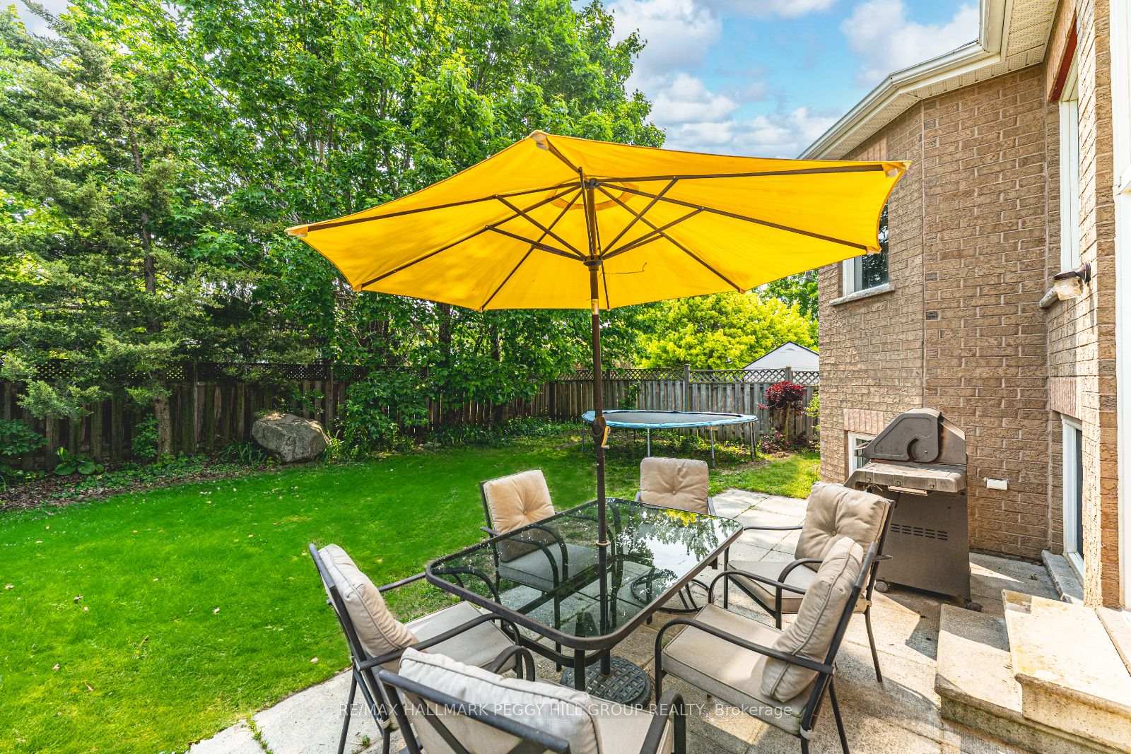 Photo 23 of 255 Mapleton Avenue, Barrie, Holly — HOMEH