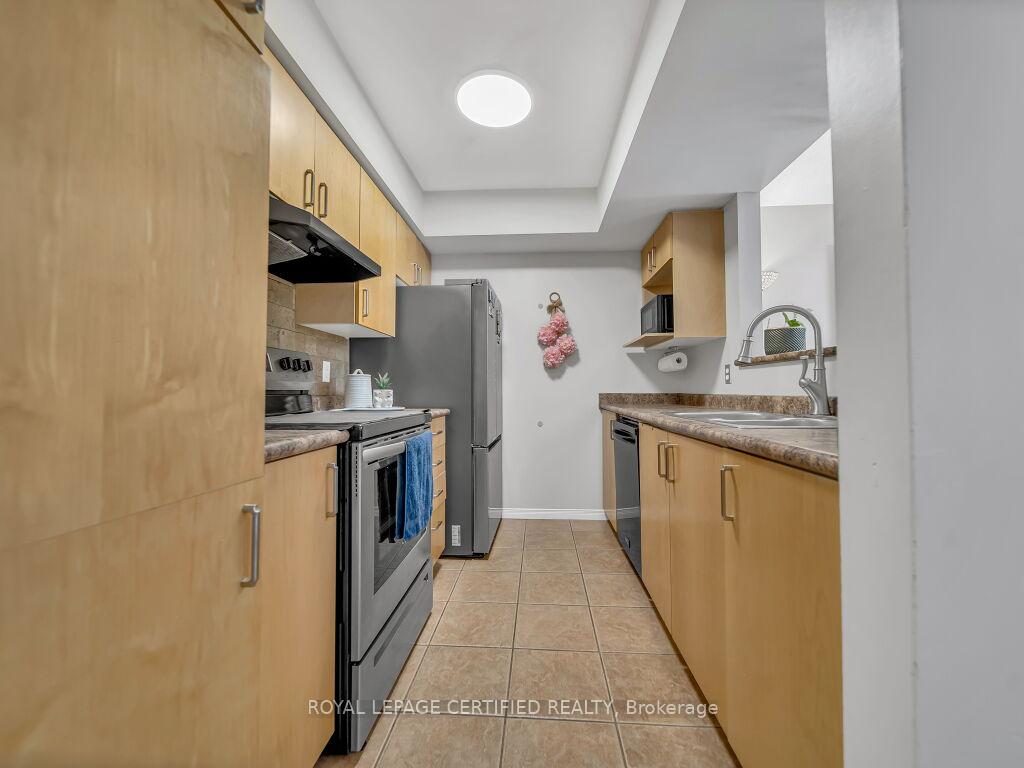 Photo 16 of Unit 16, 15 Gregg Court, Kitchener — HOMEH