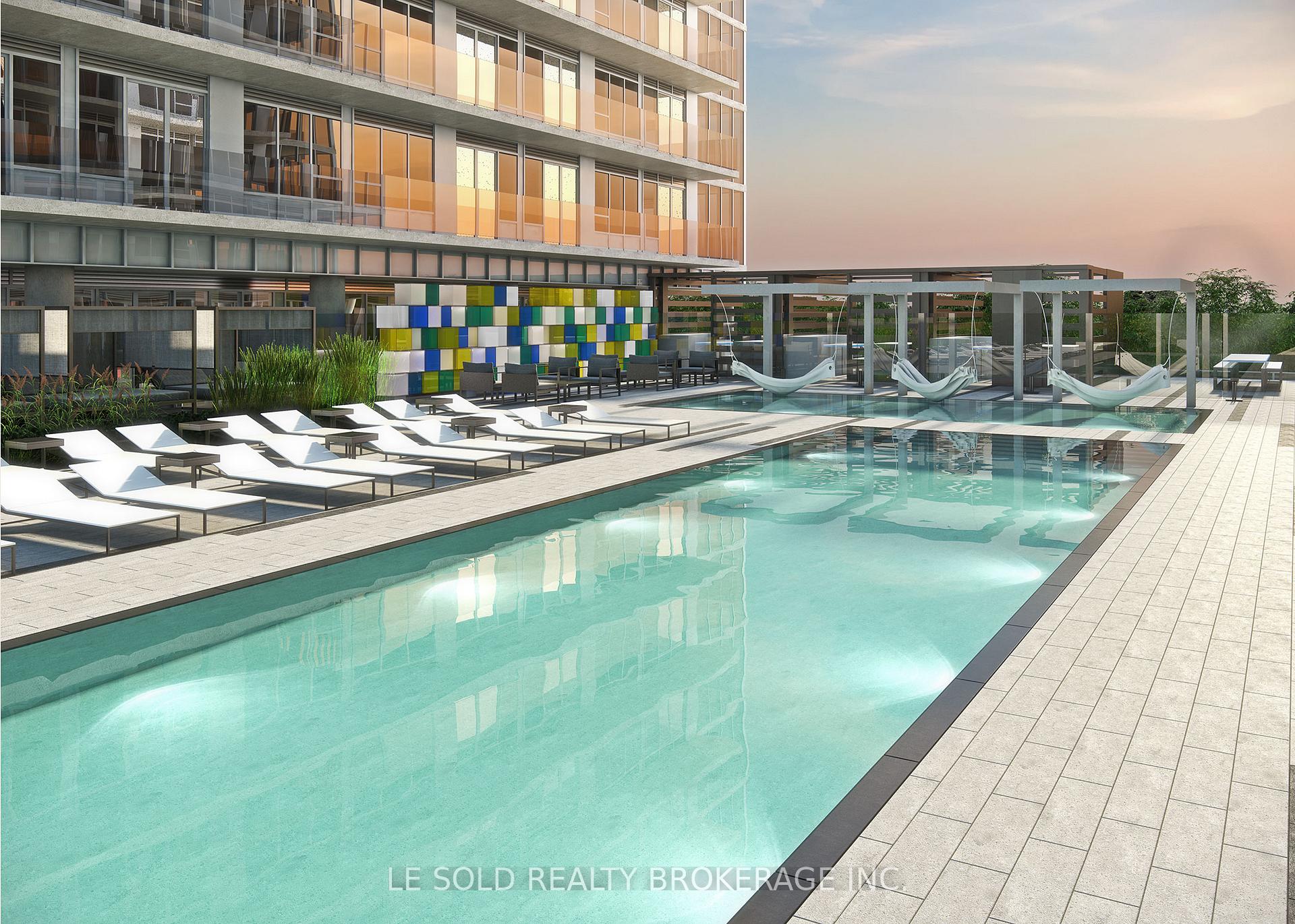 Photo 3 of Unit 227, 100 Broadway Avenue, Toronto, Mount Pleasant West — HOMEH