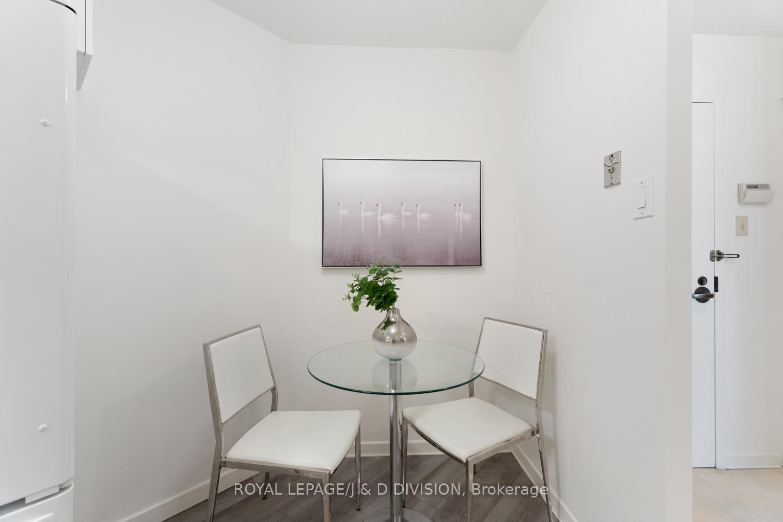 Photo 20 of Unit 1708, 25 Maitland Street, Toronto, Church-Yonge Corridor — HOMEH