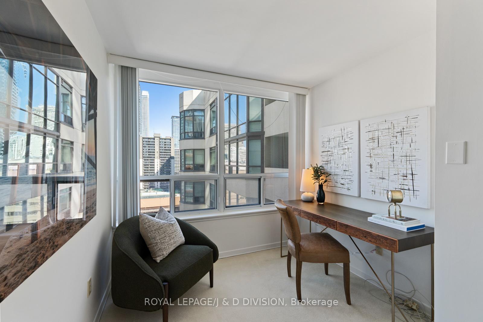 Photo 17 of Unit 1708, 25 Maitland Street, Toronto, Church-Yonge Corridor — HOMEH