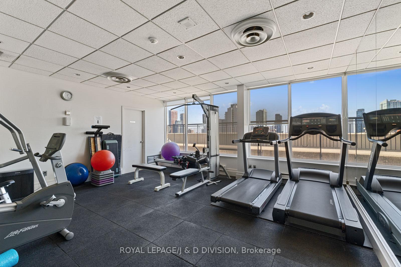 Photo 23 of Unit 1708, 25 Maitland Street, Toronto, Church-Yonge Corridor — HOMEH