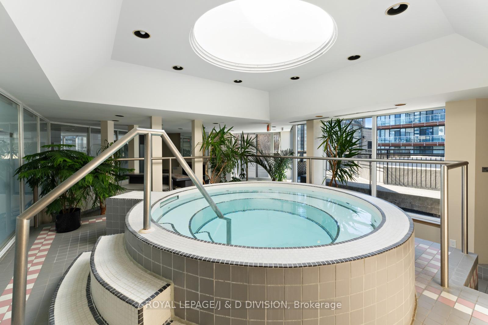 Photo 30 of Unit 1708, 25 Maitland Street, Toronto, Church-Yonge Corridor — HOMEH