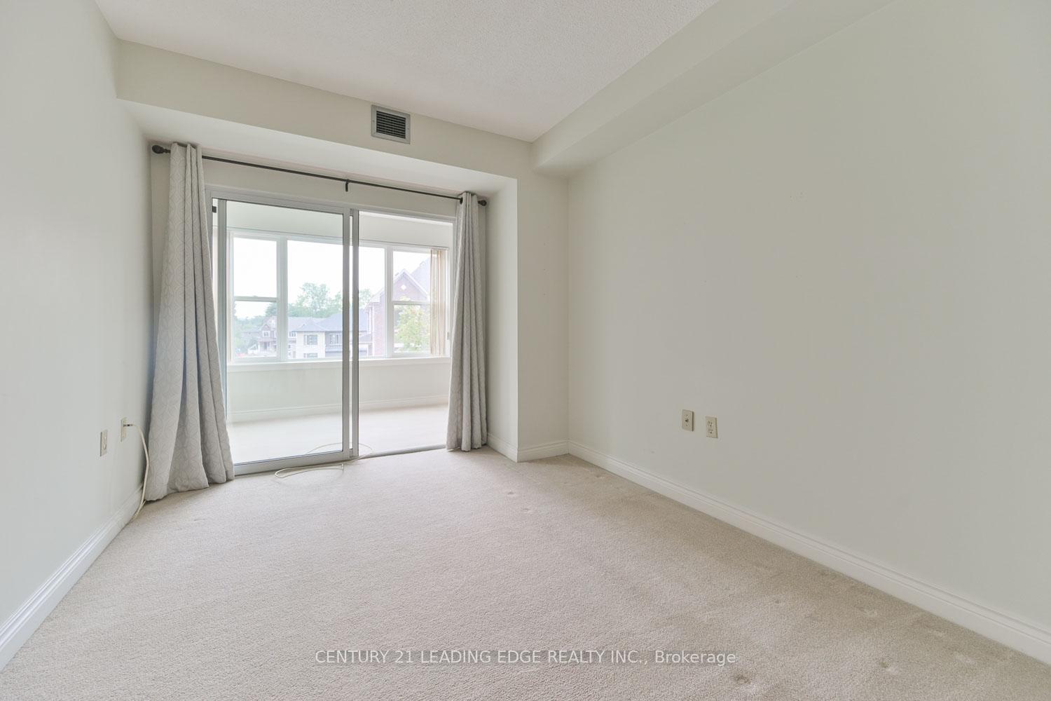Photo 17 of Unit 324, 100 Anna Russell Way, Markham, Unionville — HOMEH