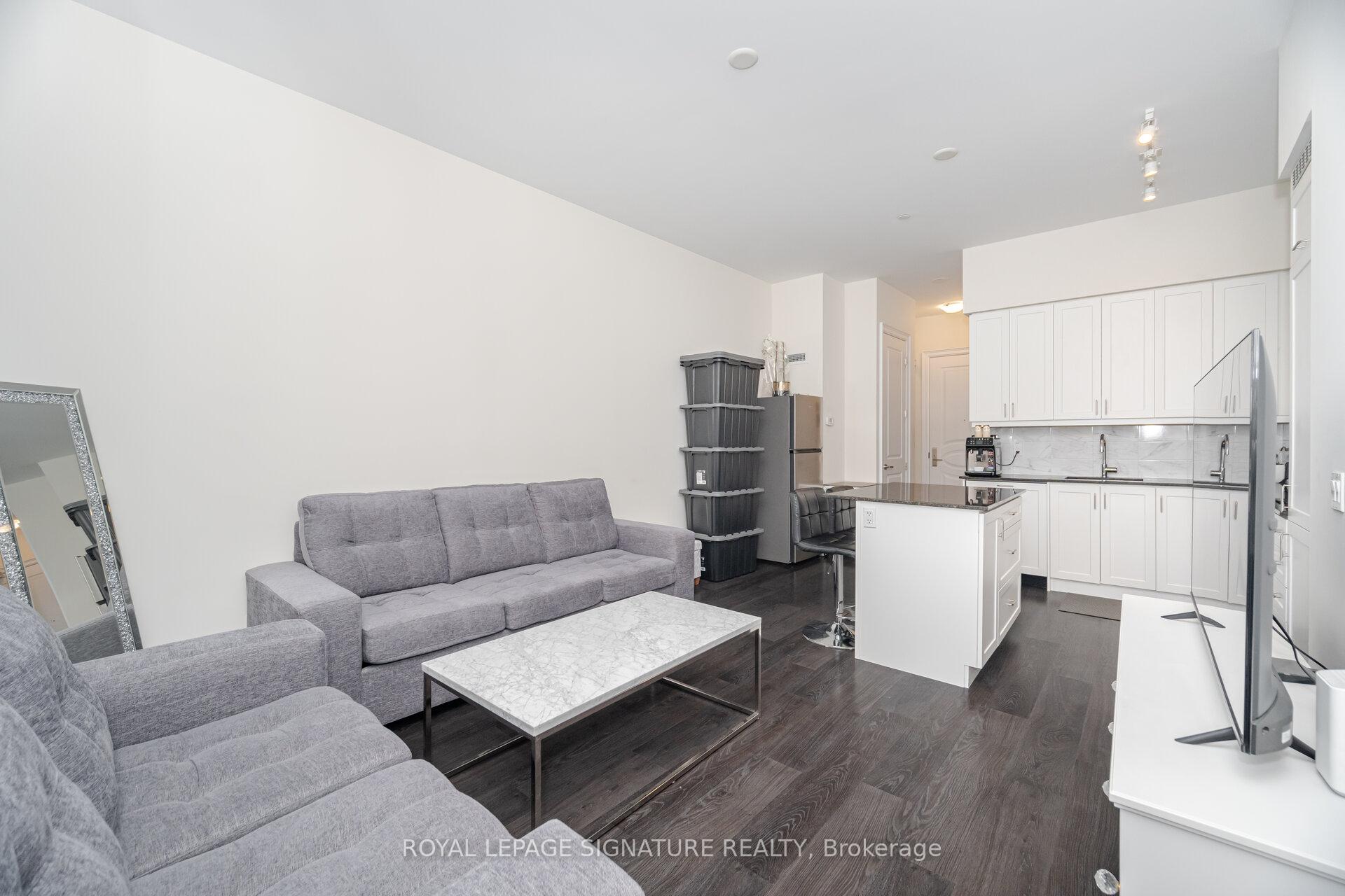 Photo 9 of Unit 121, 9075 Jane Street E, Vaughan, Concord — HOMEH