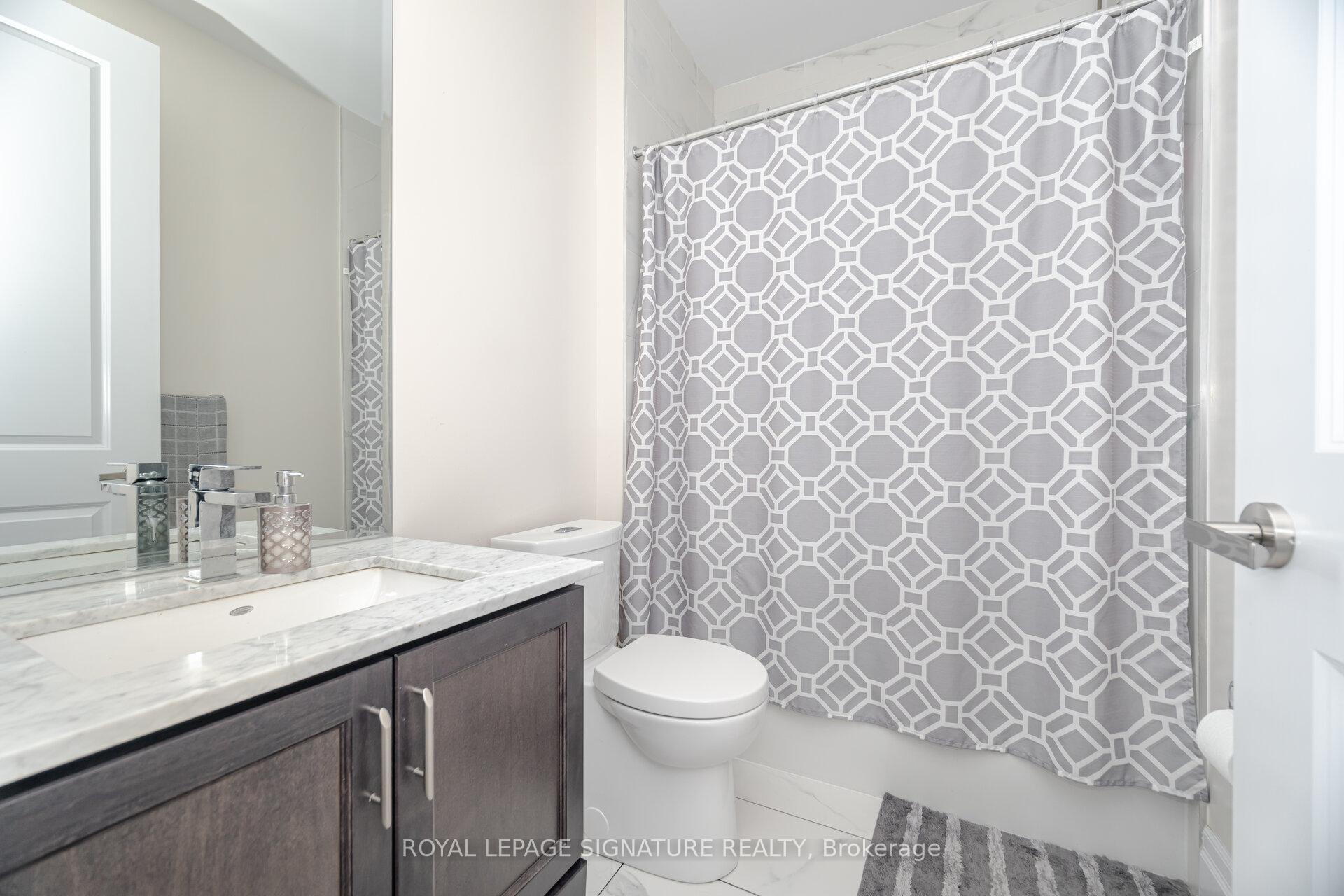 Photo 16 of Unit 121, 9075 Jane Street E, Vaughan, Concord — HOMEH