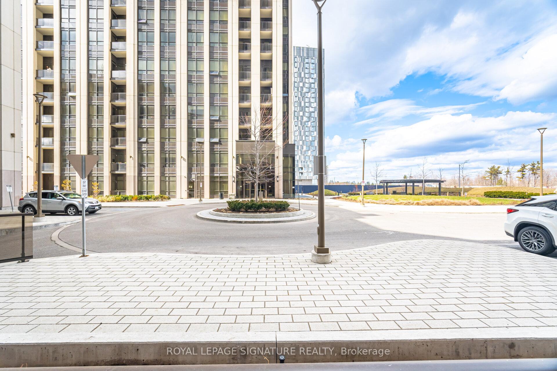 Photo 24 of Unit 121, 9075 Jane Street E, Vaughan, Concord — HOMEH