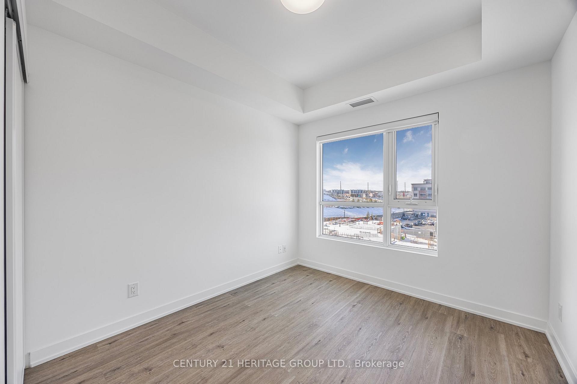 Photo 25 of Unit 304, 56 Lakeside Terrace, Barrie, Little Lake — HOMEH