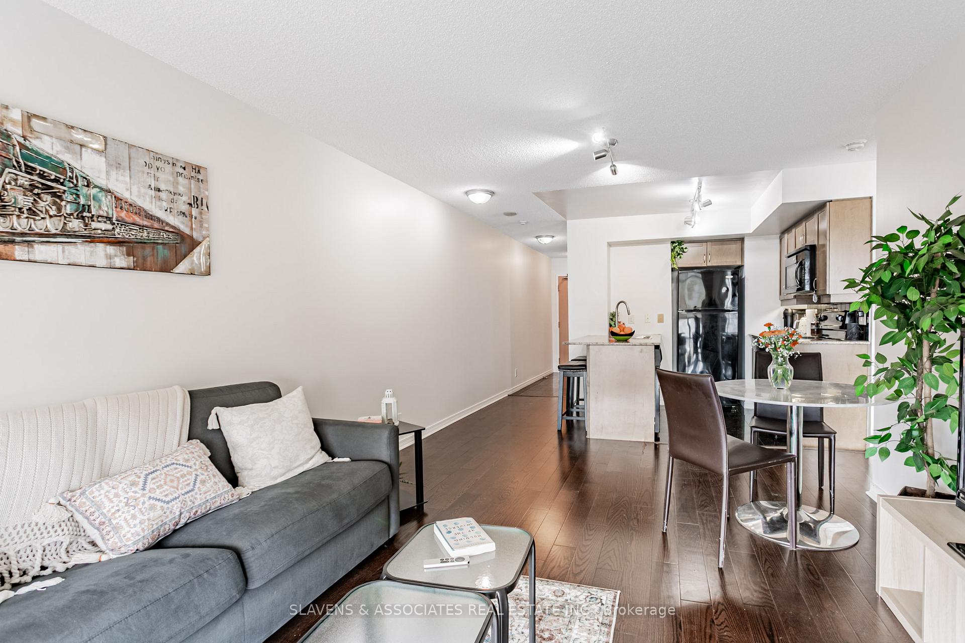 Photo 14 of Unit 607, 736 Spadina Avenue, Toronto, University — HOMEH