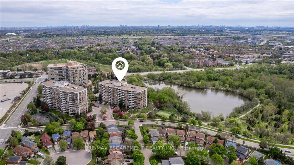 Photo 2 of Unit 210, 55 Austin Drive, Markham, Markville — HOMEH