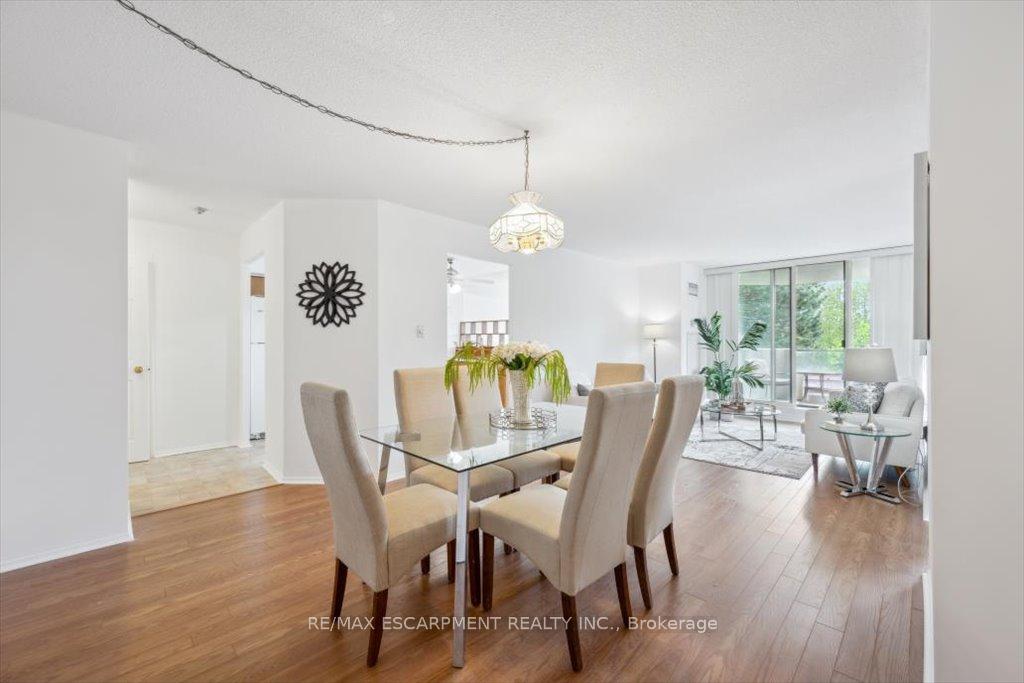 Photo 7 of Unit 210, 55 Austin Drive, Markham, Markville — HOMEH