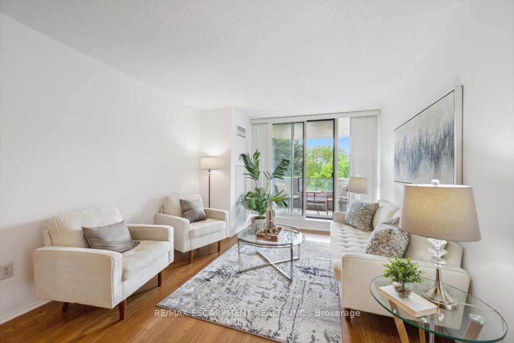 Photo 15 of Unit 210, 55 Austin Drive, Markham, Markville — HOMEH
