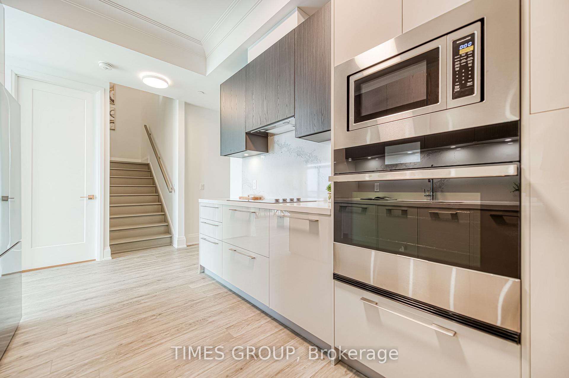 Photo 4 of Unit PH8, 18 Water Walk Drive, Markham, Unionville — HOMEH