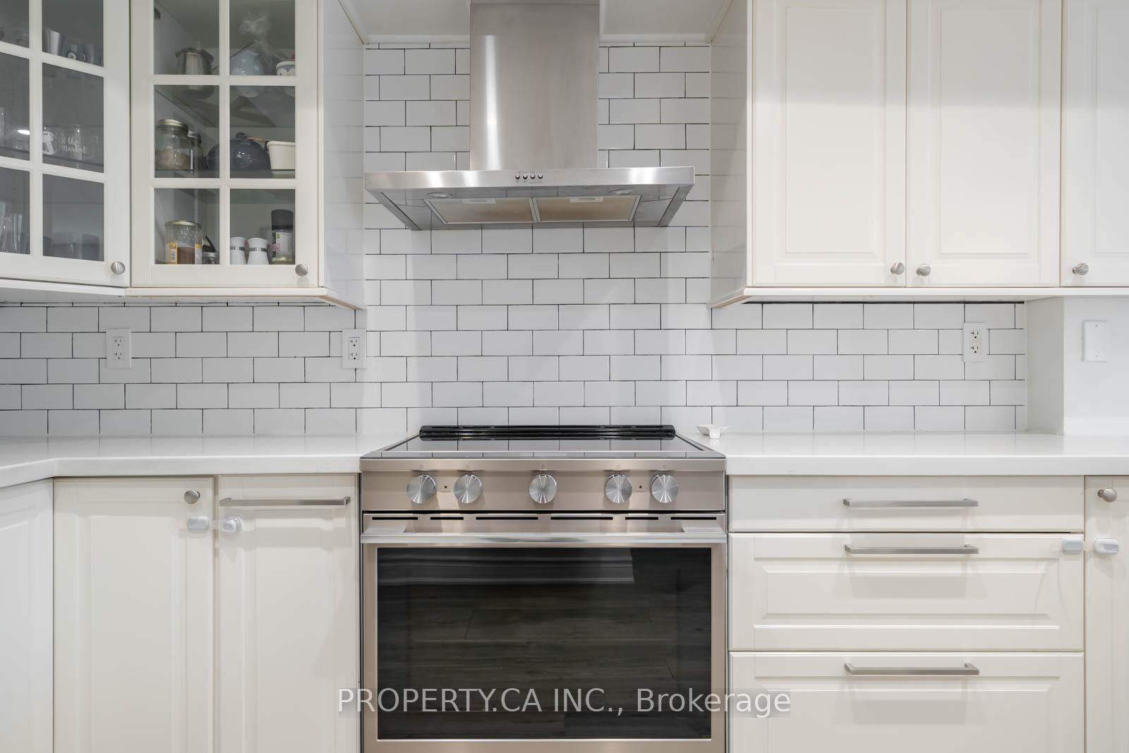 Photo 4 of Unit 227, 308 John Street, Markham, Aileen-Willowbrook — HOMEH