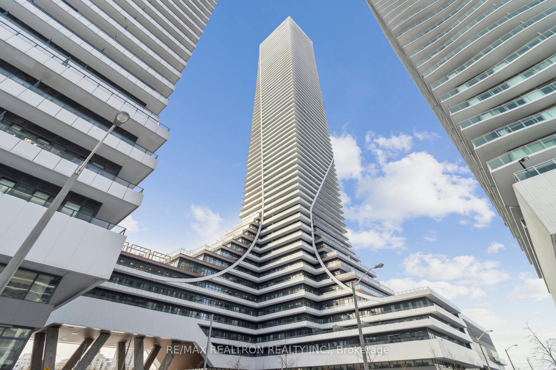 Front of Unit 5202, 30 Shore Breeze Drive