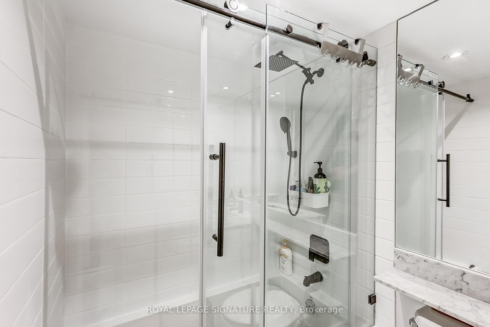 Photo 8 of Unit 210, 125 Western Battery Road, Toronto, Niagara — HOMEH