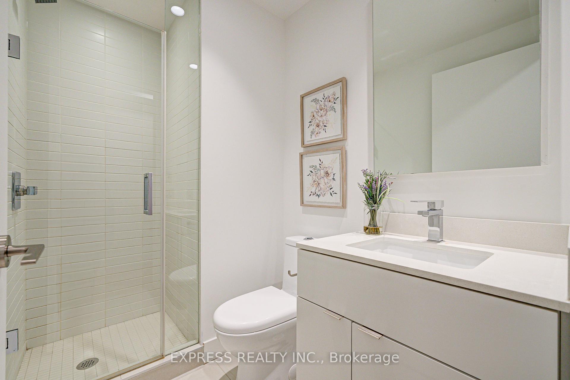 Photo 4 of Unit 802, 7 Grenville Street, Toronto, Bay Street Corridor — HOMEH