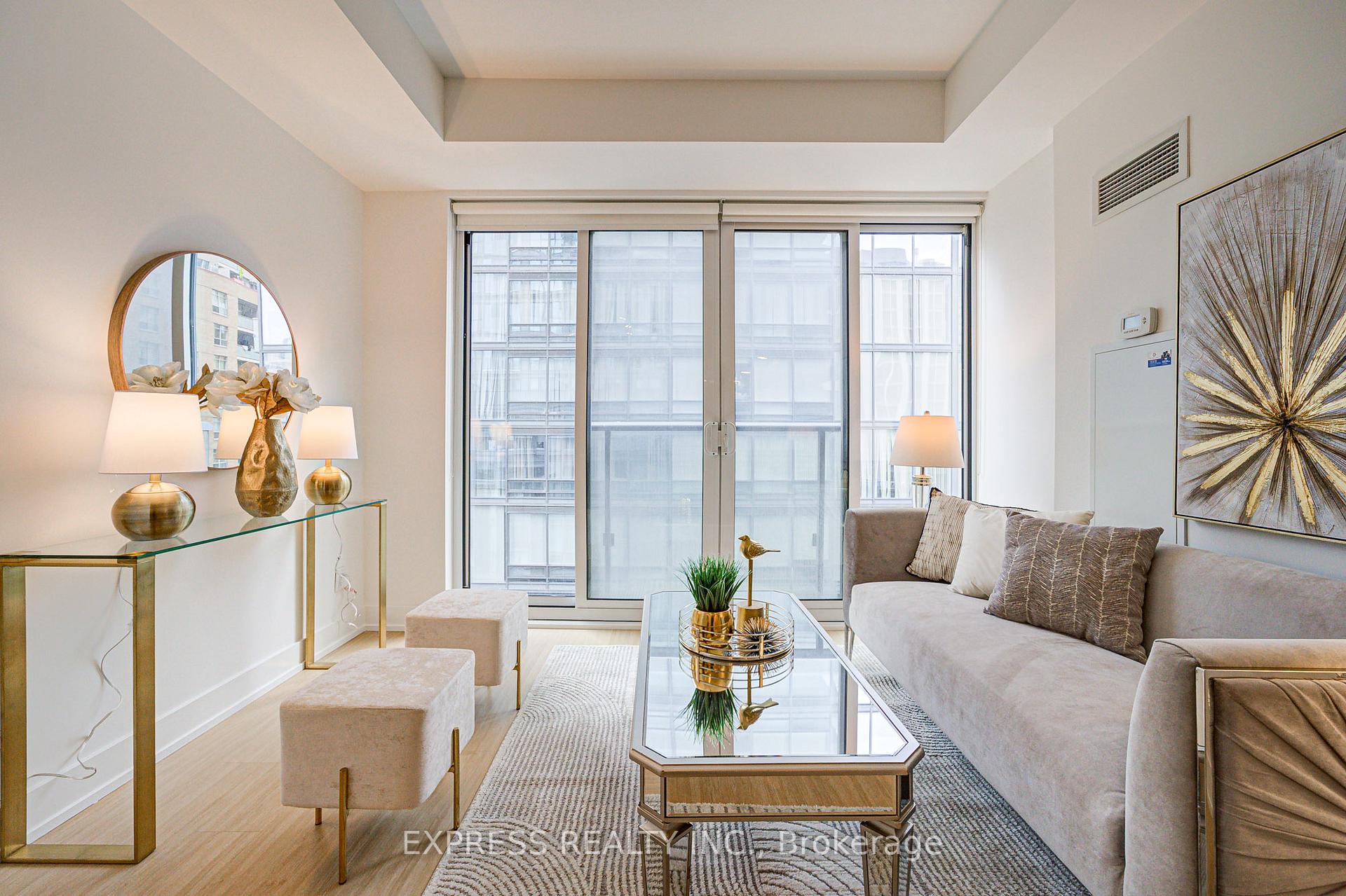 Photo 15 of Unit 802, 7 Grenville Street, Toronto, Bay Street Corridor — HOMEH