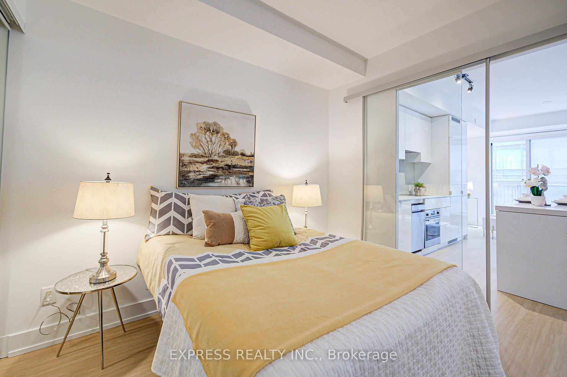 Photo 25 of Unit 802, 7 Grenville Street, Toronto, Bay Street Corridor — HOMEH