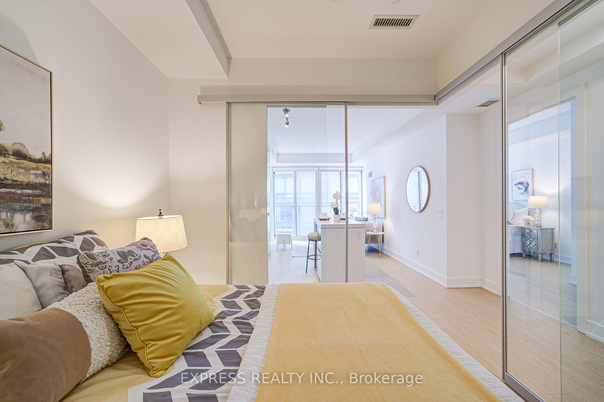 Photo 20 of Unit 802, 7 Grenville Street, Toronto, Bay Street Corridor — HOMEH