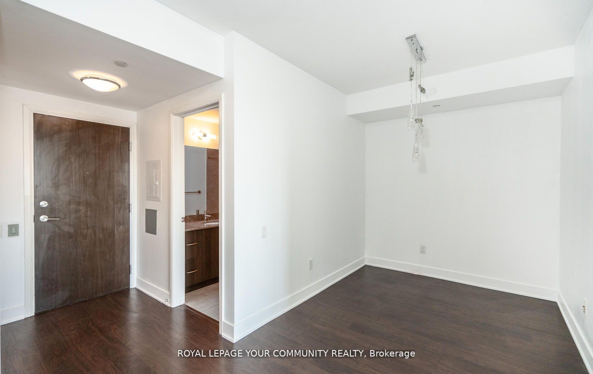 Photo 6 of Unit 615, 7608 Yonge Street, Vaughan, Crestwood-Springfarm-Yorkhill — HOMEH