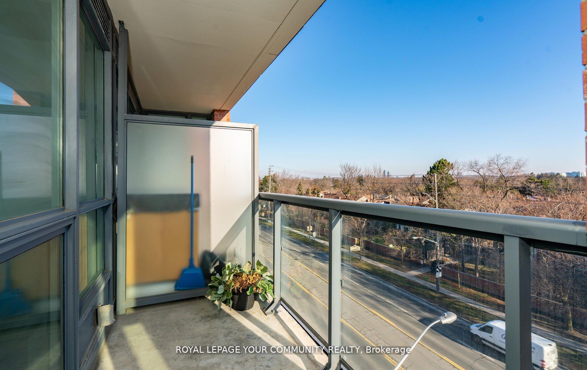 Photo 15 of Unit 615, 7608 Yonge Street, Vaughan, Crestwood-Springfarm-Yorkhill — HOMEH