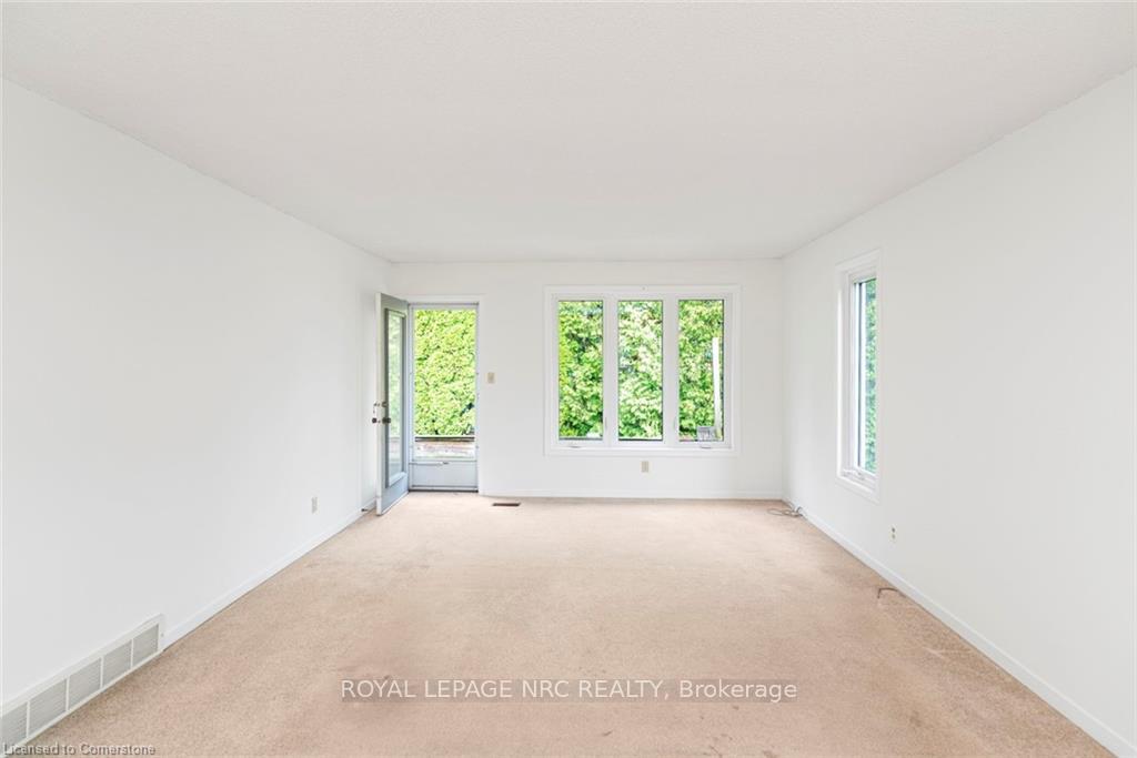 Photo 14 of Unit 9, 4 Rossmore Avenue, Grimsby, Grimsby East — HOMEH