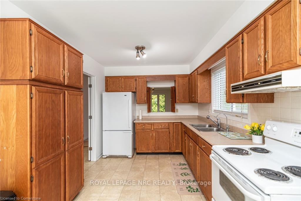 Photo 23 of Unit 9, 4 Rossmore Avenue, Grimsby, Grimsby East — HOMEH