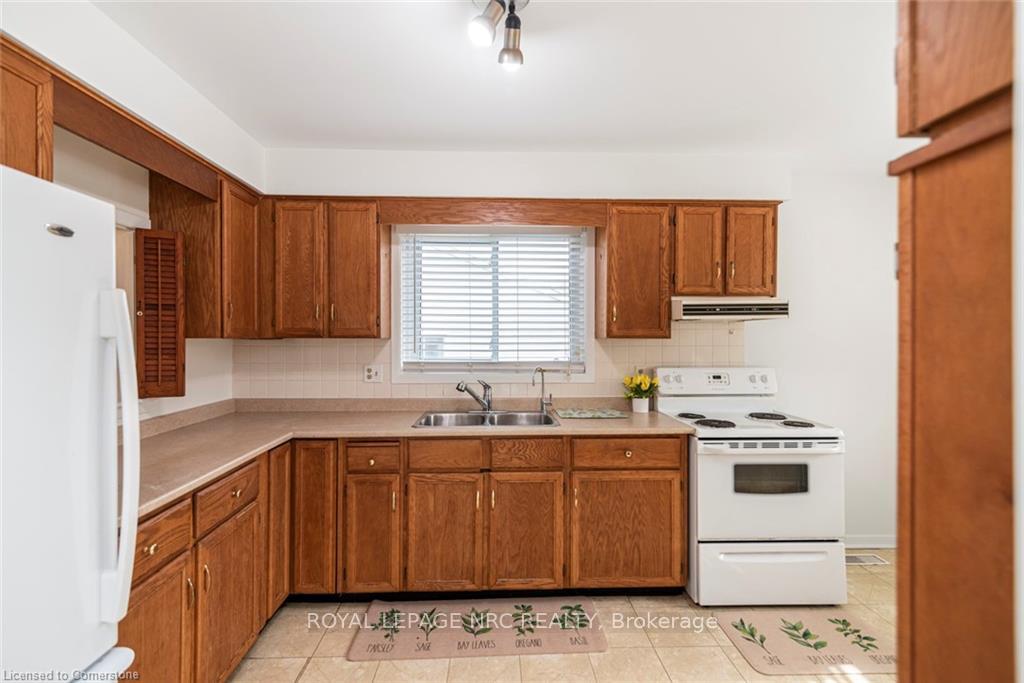 Photo 17 of Unit 9, 4 Rossmore Avenue, Grimsby, Grimsby East — HOMEH