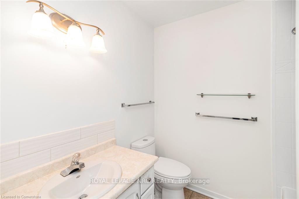 Photo 19 of Unit 9, 4 Rossmore Avenue, Grimsby, Grimsby East — HOMEH